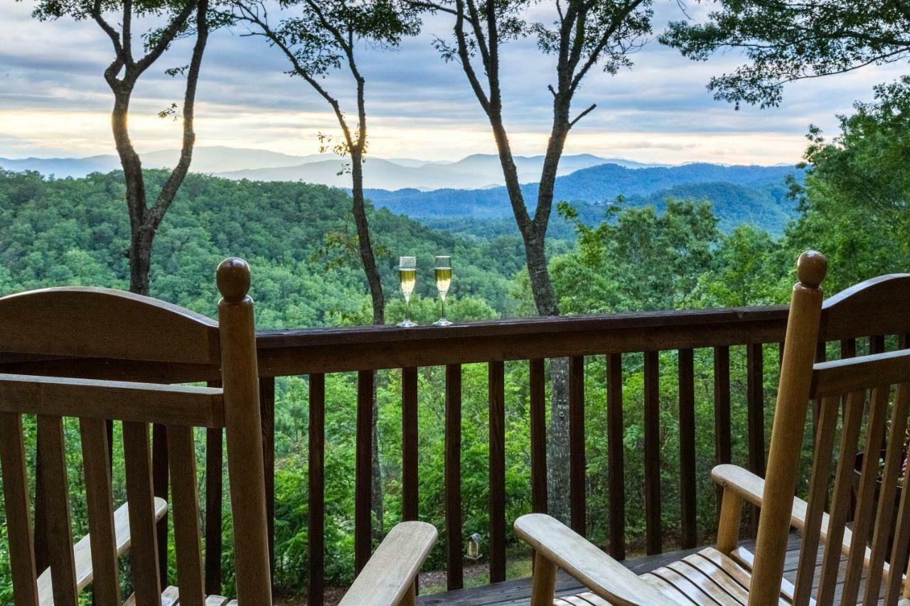 3 Bed 3 Bath Vacation Home In Sylva Bagian luar foto